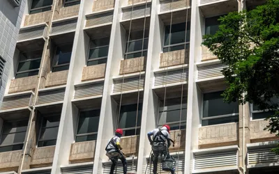 Impermeabilização e Pintura no Sede da Defensoria Pública de MG, Centro-Sul, Belo Horizonte — Conexo Engenharia