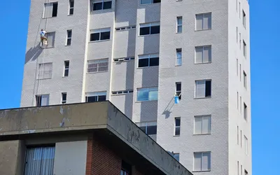 Impermeabilização de Fachada no Edifício Premiere, Belvedere, Belo Horizonte — Conexo Engenharia